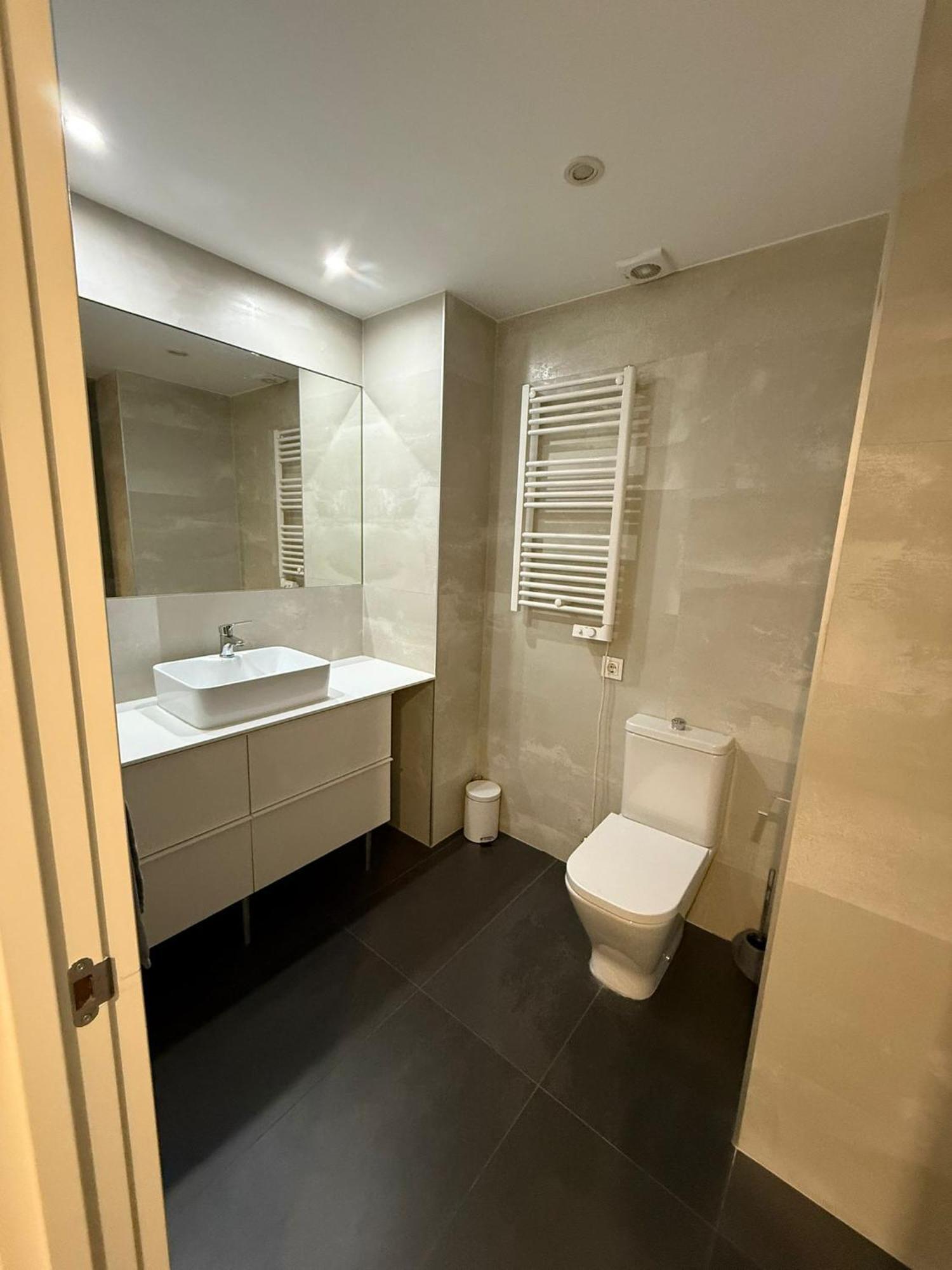 To Room Madrid Castellana ภายนอก รูปภาพ