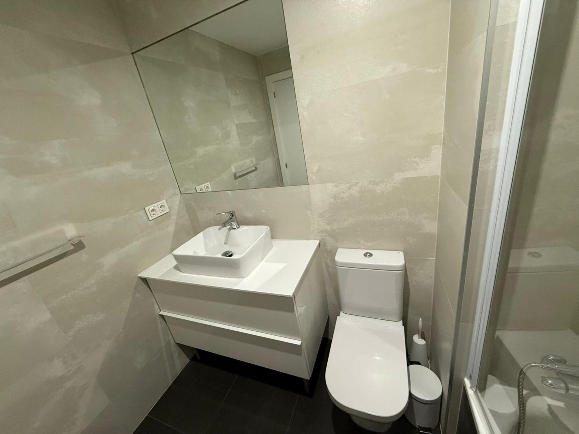 To Room Madrid Castellana ภายนอก รูปภาพ