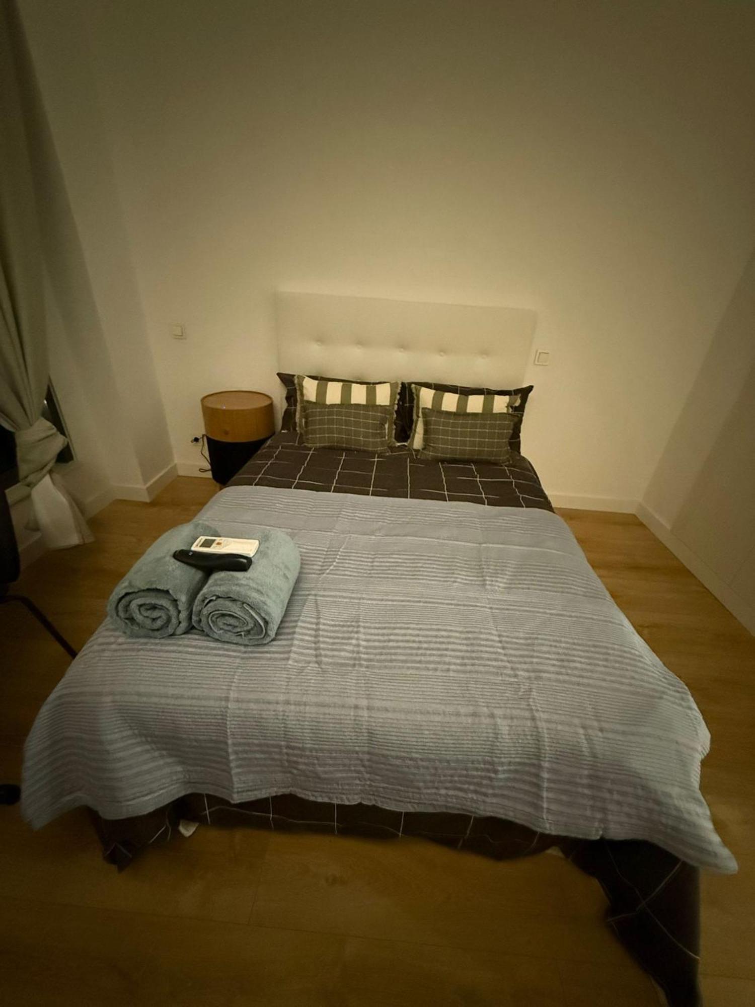 To Room Madrid Castellana ภายนอก รูปภาพ