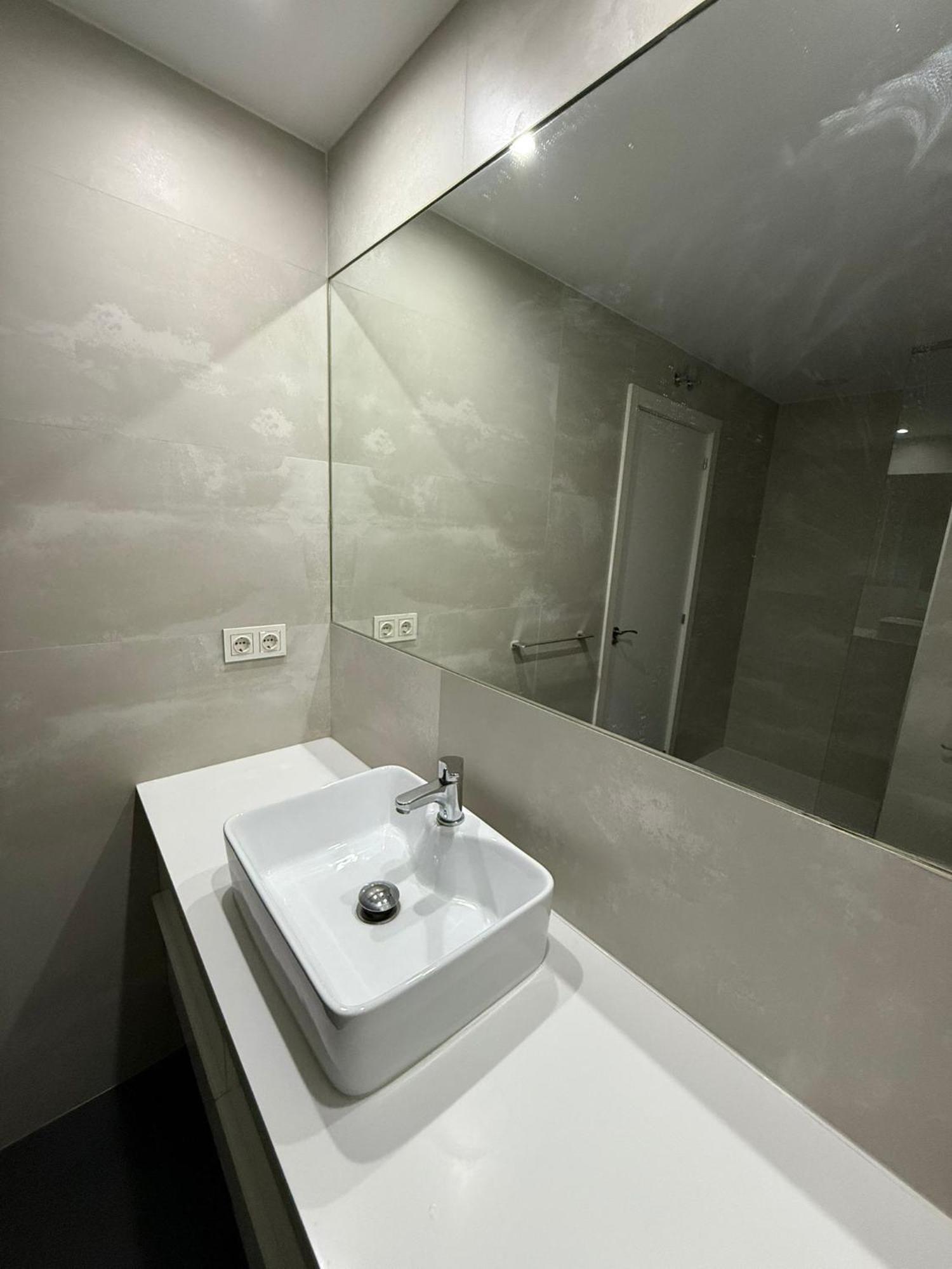 To Room Madrid Castellana ภายนอก รูปภาพ